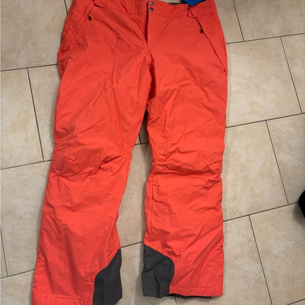Columbia Women’s Orang/Pink Ski Pants